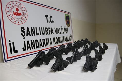 Ş­a­n­l­ı­u­r­f­a­­d­a­ ­y­e­d­e­k­ ­l­a­s­t­i­ğ­e­ ­g­i­z­l­e­n­m­i­ş­ ­1­8­ ­t­a­b­a­n­c­a­ ­b­u­l­u­n­d­u­
